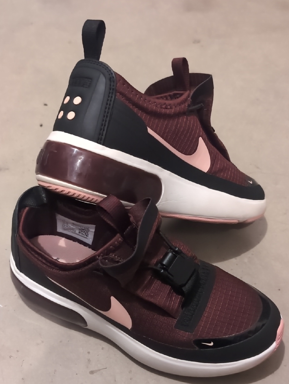 Nike Women's Slip-On Athletic Sneakers in Burgundy and Pink Accent